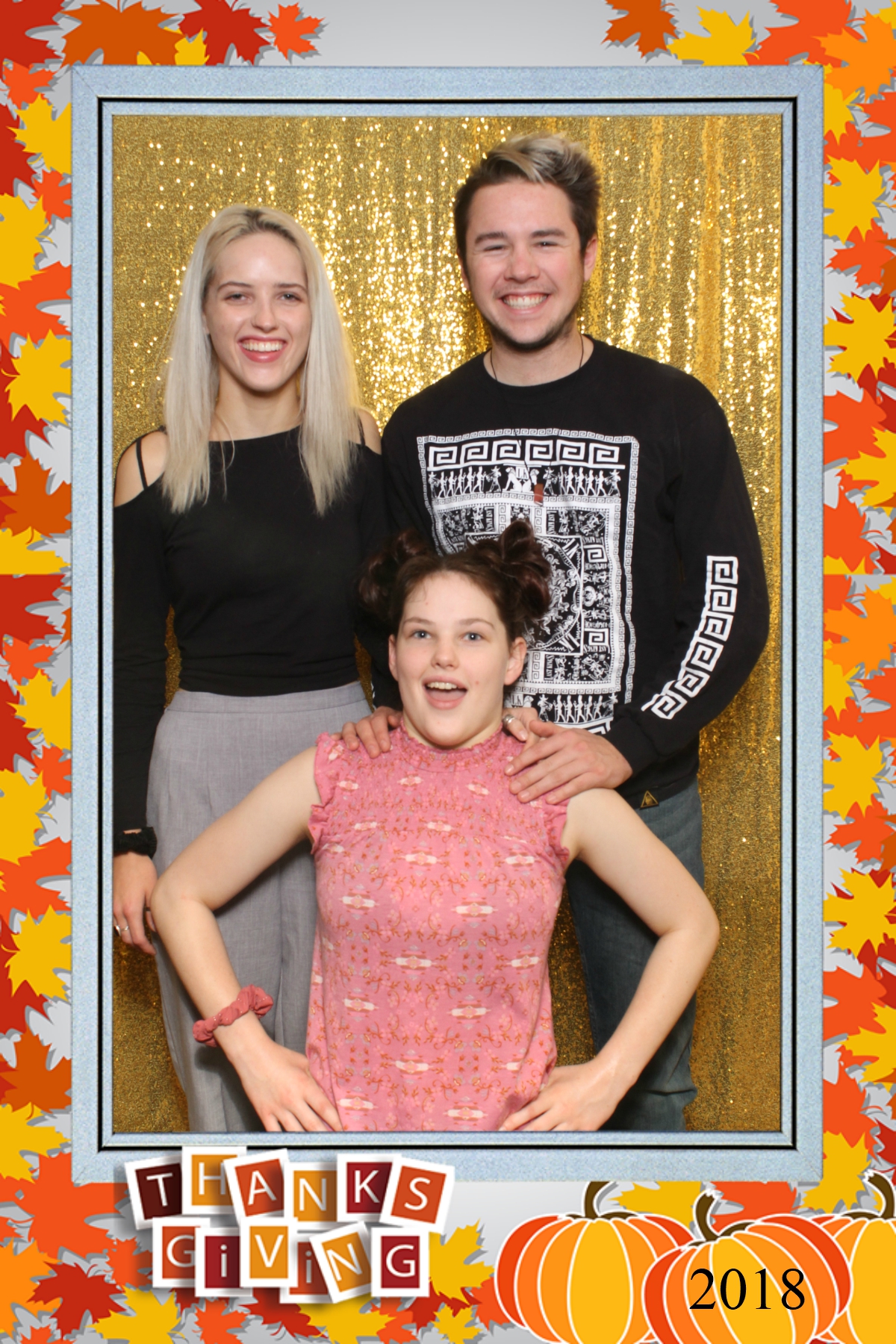 Thanksgiving 2018 | View more photos from the event at gallery.niknoxphotobox.com/u/NiKnox-Photo-Box/Thanksgiving-2018